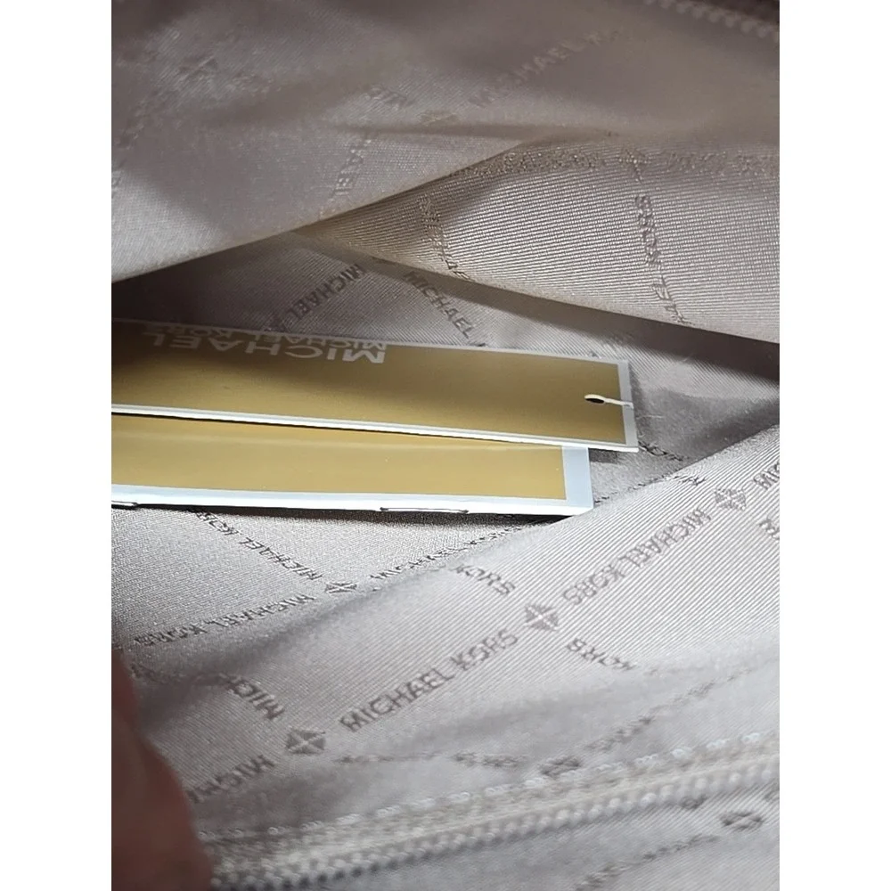 Michael Kors Walsh Tote‎ Bag White Hand Bag Purse Travel Bag